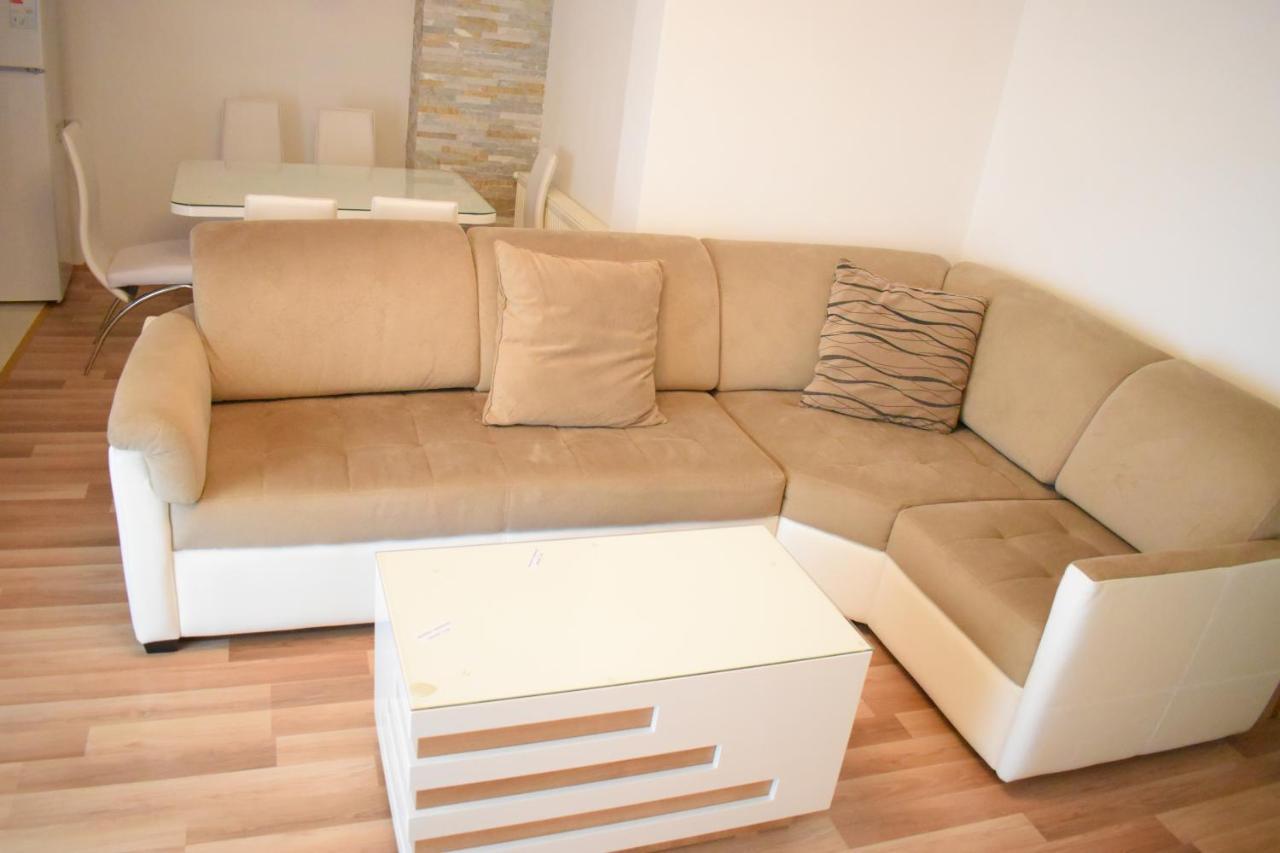 Apartments Holiday Vranje Luaran gambar