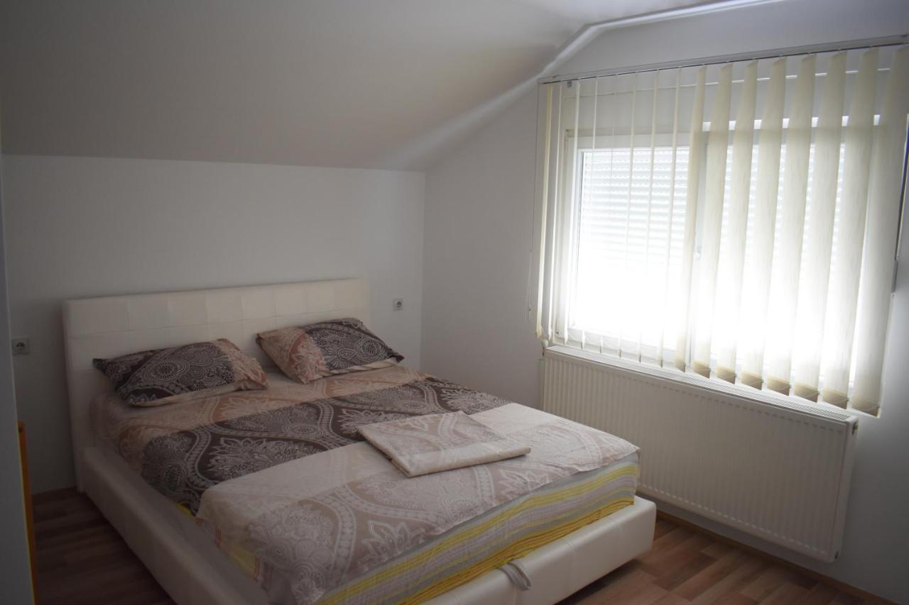 Apartments Holiday Vranje Luaran gambar