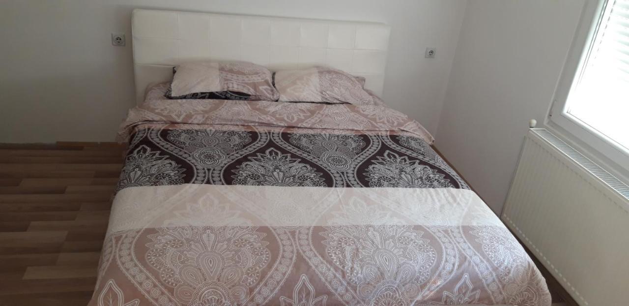Apartments Holiday Vranje Luaran gambar